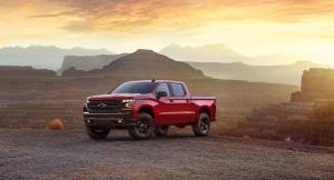 Chevrolet Silverado LT Z71 Trail Boss Crew Cab 2018 года